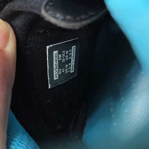 FLYWHEEL Black and Blue Cycling Shoes sz 41 - Picture 6 of 7